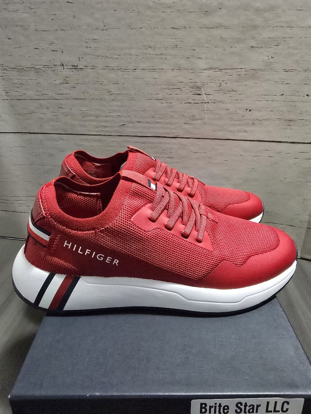 Tommy Hilfiger Womens Arosa Slip On Sneakers TWAROSA Red 9.5M